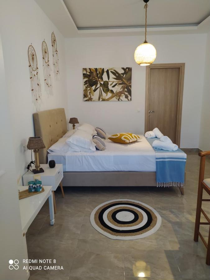 Golden Mile Studio-Apartment Ipsos Bagian luar foto