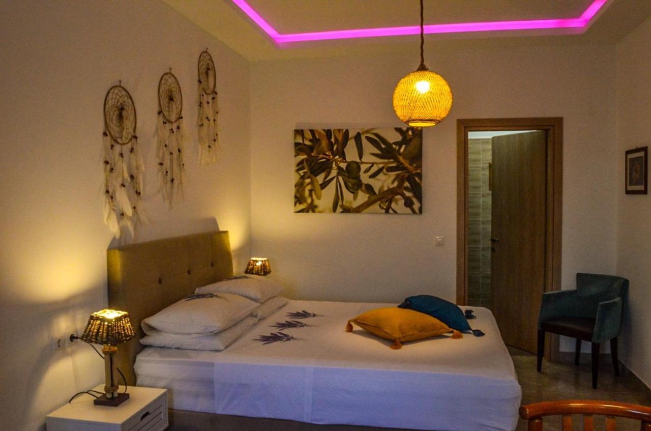 Golden Mile Studio-Apartment Ipsos Bagian luar foto